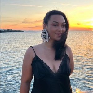 Meet your Posher, Yvonne